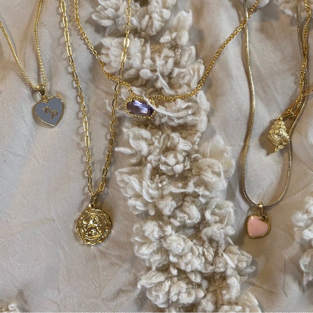 EVRY jewels necklaces set of 5